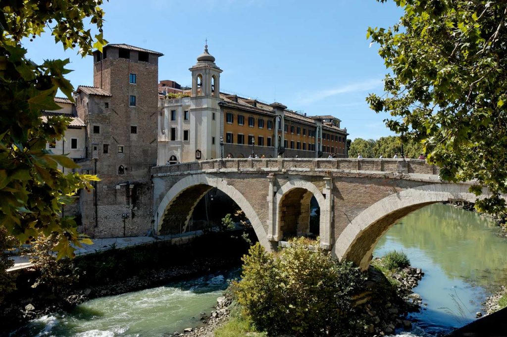 Ponte Fabricio Rom